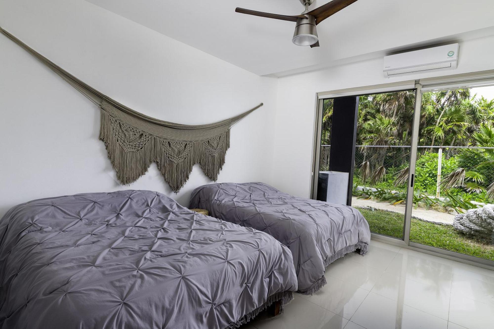 Angelina 28 Beachfront And Family Apartments - Modern And Relaxing Long Stays - 20 Min From Cancun Airport Puerto Morelos Dış mekan fotoğraf