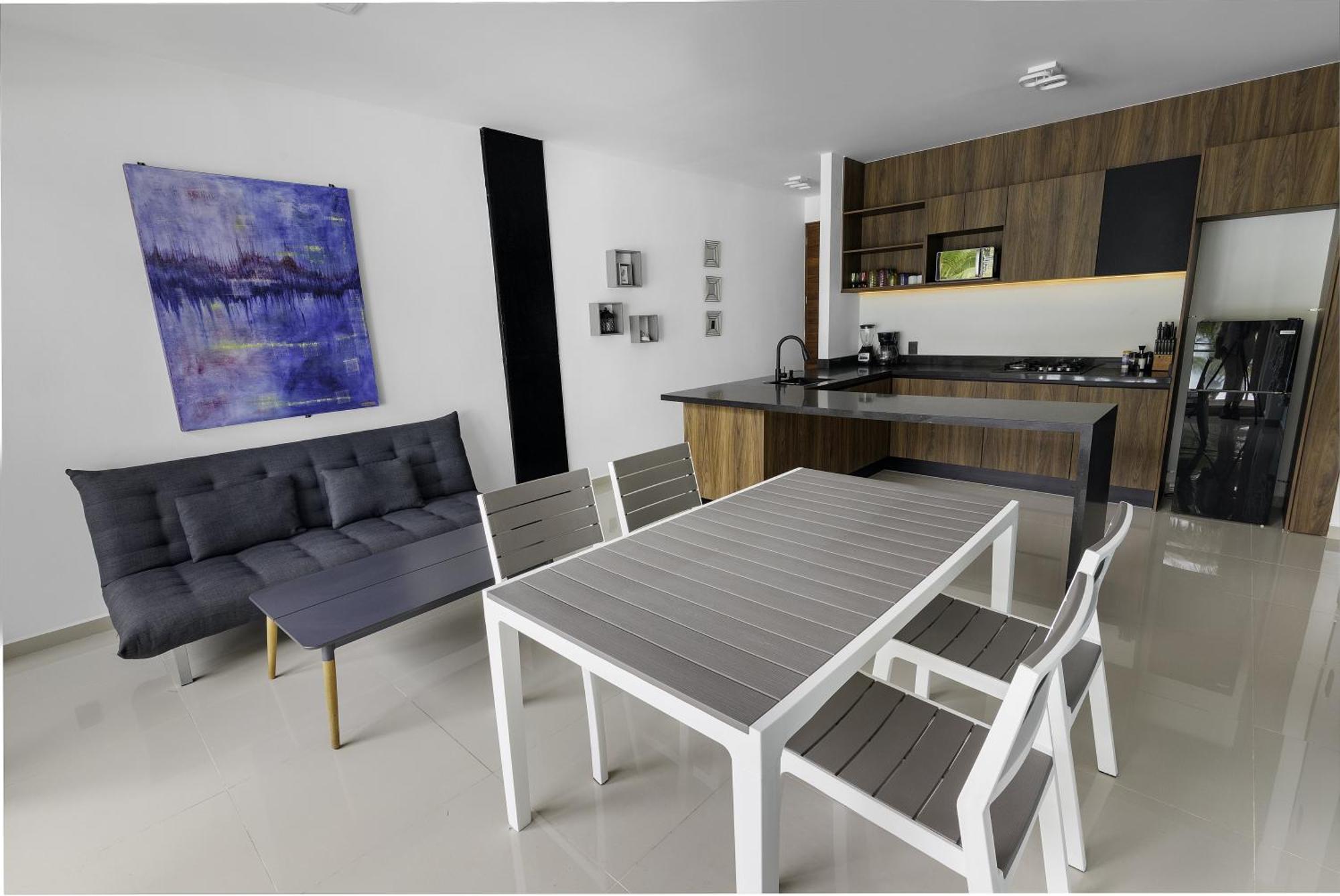 Angelina 28 Beachfront And Family Apartments - Modern And Relaxing Long Stays - 20 Min From Cancun Airport Puerto Morelos Dış mekan fotoğraf