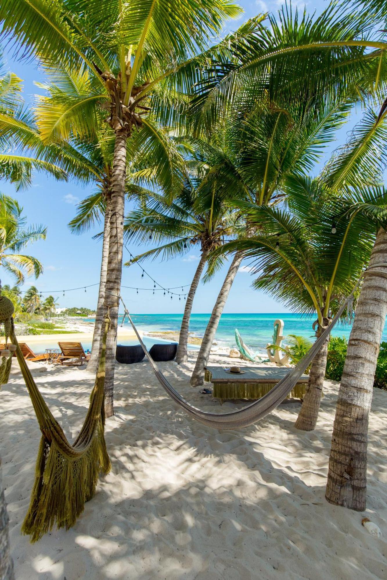 Angelina 28 Beachfront And Family Apartments - Modern And Relaxing Long Stays - 20 Min From Cancun Airport Puerto Morelos Dış mekan fotoğraf