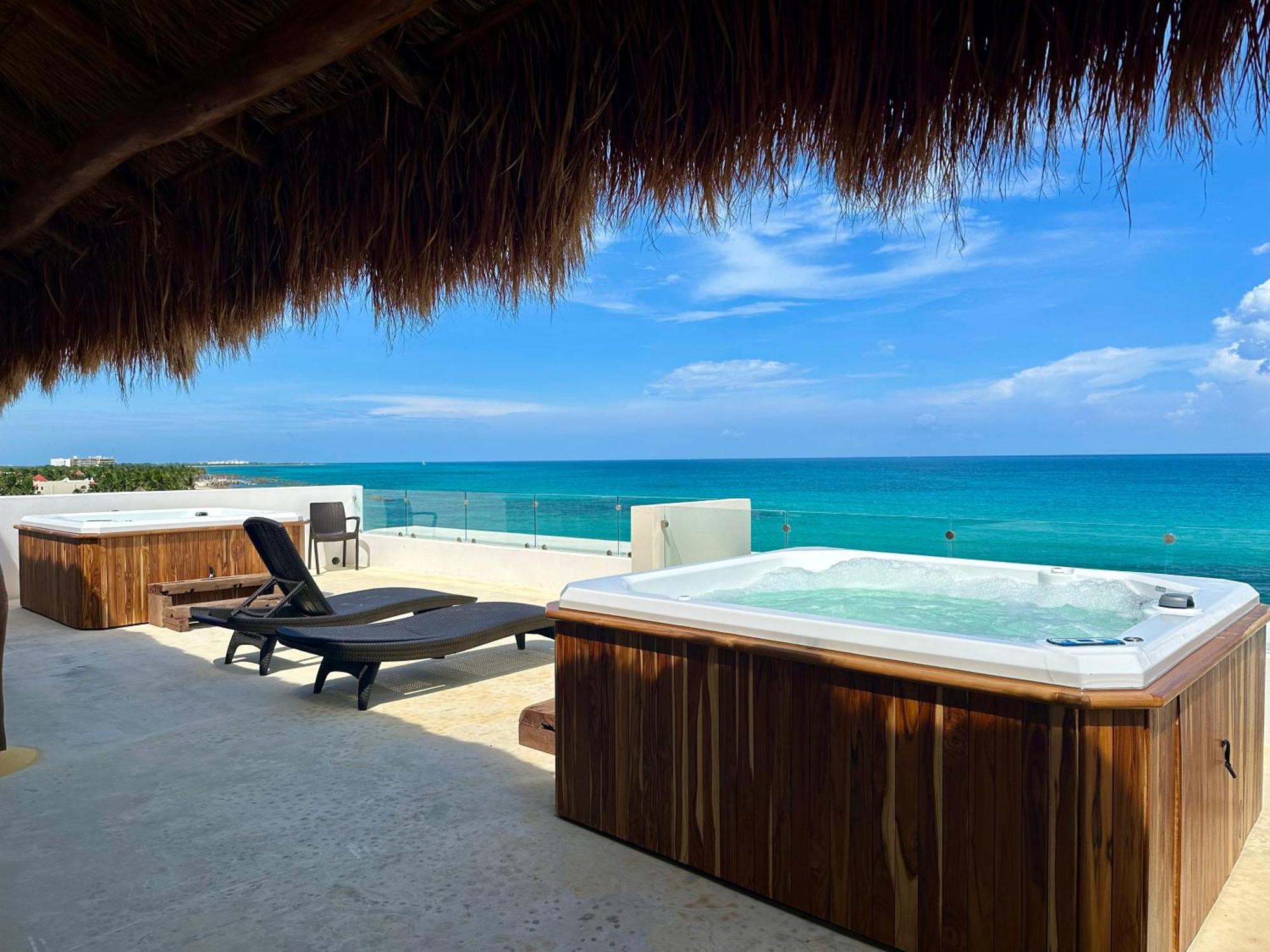 Angelina 28 Beachfront And Family Apartments - Modern And Relaxing Long Stays - 20 Min From Cancun Airport Puerto Morelos Dış mekan fotoğraf